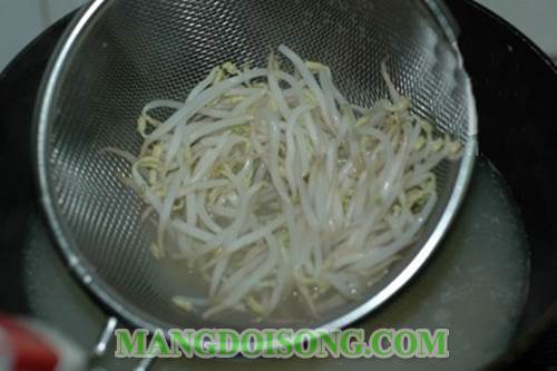 Cách làm miến gà trộn giá thơm ngon đơn giản ăn hoài không ngán trong 15 phút 3