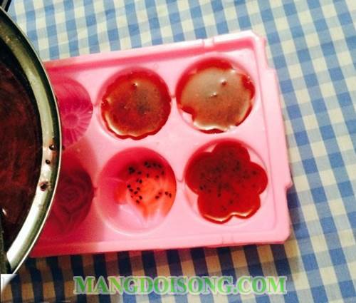 Cách làm thạch rau câu thanh long đỏ đẹp mắt đơn giản mà ngon cho bé yêu thưởng thức vào ngày nắng nóng 4