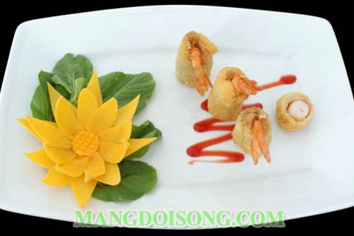 Cách làm tôm chiên cuộn sandwich ngon giòn cho con yêu thỏa thích cùng bạn bè vào ngày sinh nhật 4