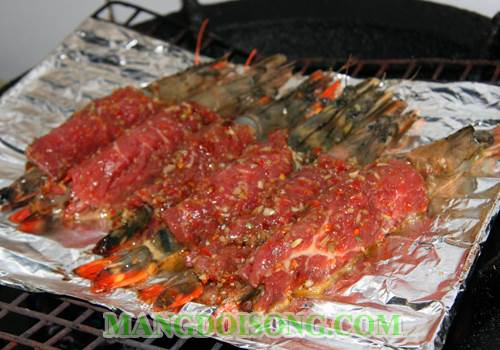 Cách làm tôm cuốn thịt bò nướng chấm muối tiêu xanh ngon ngất ngây nhậu mê say cho ngày nghỉ cuối tuần 4