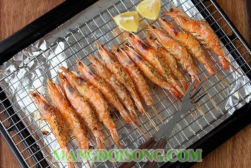 Cách làm tôm nướng bơ tỏi thơm ngon hấp dẫn lại nhanh chóng cho bữa tiệc đạm bạc cuối tuần 3