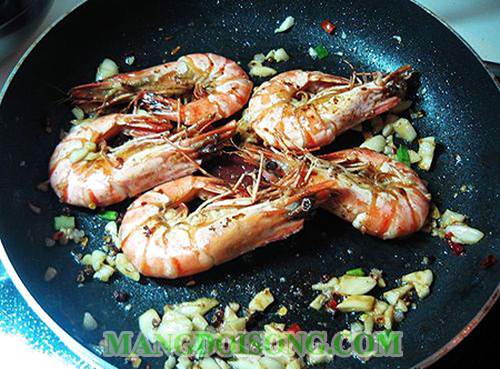 Cách làm tôm rang muối ớt ngon nhanh dễ làm cho bữa tiệc thêm phong phú vào ngày cuối tuần 3