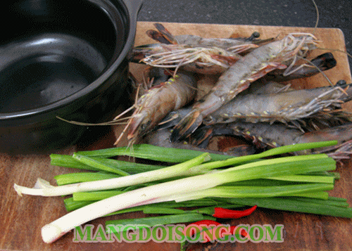 Cách làm tôm rim nồi đất ngon hảo hạng truyền thống của người Việt nổi tiếng trên thế giới 1