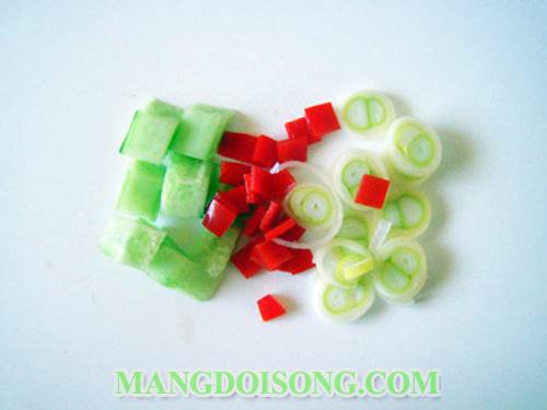 Cách làm tôm sốt hạt điều dưa leo thơm ngon đơn giản dùng trong bữa cơm hàng ngày 2