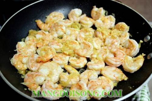 Cách làm tôm xào đậu cô ve ớt chuông ngon đẹp mắt nhanh chóng cho bữa cơm thêm hấp dẫn 4
