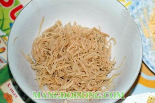 Cách nấu bún thang thập cẩm thơm ngon đặc biệt cho ngày lễ giỗ tổ lễ 30 tháng 4 lễ 1 tháng 5 khi gia đình đoàn tụ 6
