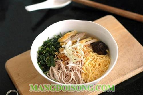 Cách nấu bún thang thập cẩm thơm ngon đặc biệt cho ngày lễ giỗ tổ lễ 30 tháng 4 lễ 1 tháng 5 khi gia đình đoàn tụ 7