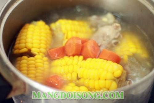 Cách nấu canh sườn ngũ sắc thơm ngon đẹp mắt ai ăn vào cũng phải tấm tắc khen ngon 6