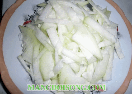 Cách nấu canh tôm bí đao ngon ngọt mát làm dịu ngay cái nóng của trưa hè mà các bé rất thích 3