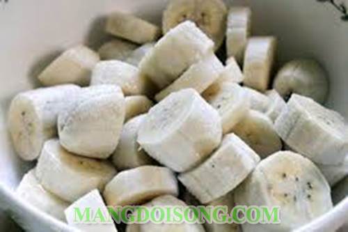 Cách nấu chè chuối nước cốt dừa đặc biệt thơm ngon 1