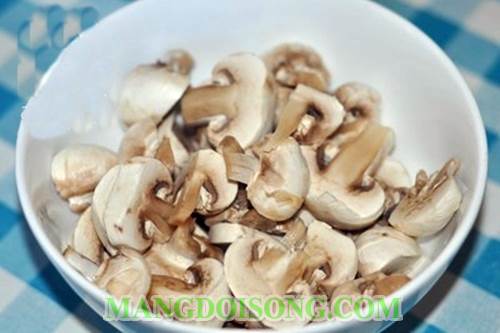 Cách nấu gà kho nấm hương tươi thơm ngon mềm ngọt quyến rũ cho bữa cơm gia đình thêm đậm đà đầm ấm 3