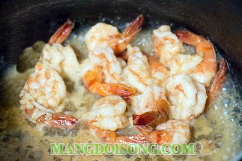 Cách nấu nui tôm ngũ sắc ngon thơm lừng cho bữa sáng đầy đủ chất để làm việc hiệu quả 6