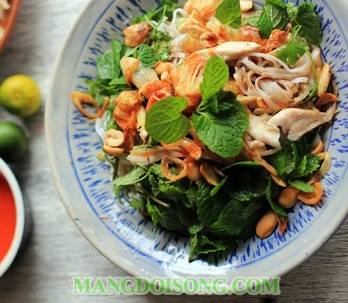 Cách nấu phở gà khô chua chua ngọt ngọt cực ngon cho bữa chiều chủ nhật thêm náo nhiệt 7