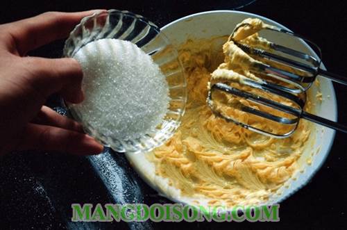 Cách làm bánh cupcake whipping cream trái mâm xôi hương vanilla thơm ngon ngọt ngào tại bếp gia đình 1