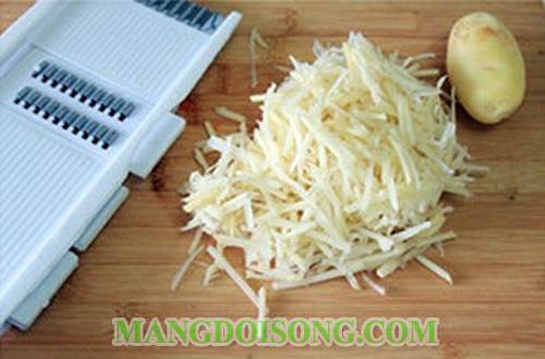 Cách làm bánh khoai tây dăm bông kẹp thịt bò cực ngon tiện lợi cho bữa sáng 1