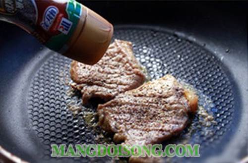 Cách làm bánh khoai tây dăm bông kẹp thịt bò cực ngon tiện lợi cho bữa sáng 8