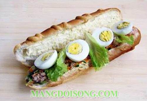 Cách làm bánh mì kẹp cá ngừ trứng luộc ngon đẹp mắt chế biến nhanh chóng đơn giản ngay tai bếp nhà bạn 6