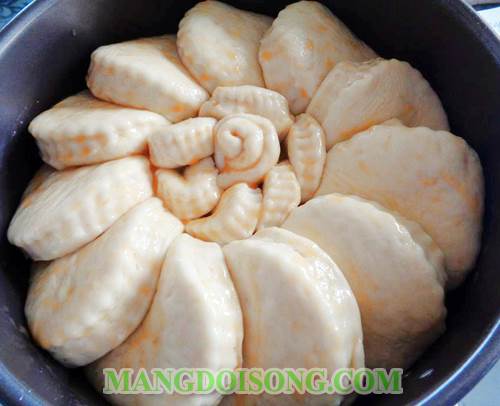 Cách làm bánh mì sữa nướng đặc biệt thơm ngon ngay tại bếp gia đình bạn bằng lò nướng 6