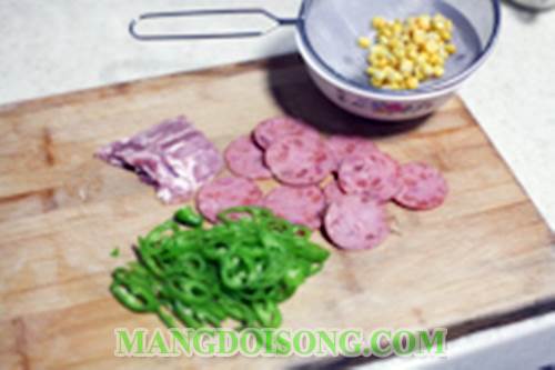 Cách làm bánh pizza đơn giản nhất quả đất mà vẫn thơm ngon cho những bạn mới tập làm bánh 4