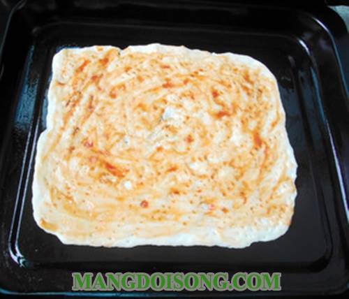 Cách làm bánh pizza thịt gà xé phay thơm ngon ngay tại bếp nhà bạn chỉ với lò nướng gia đình 7