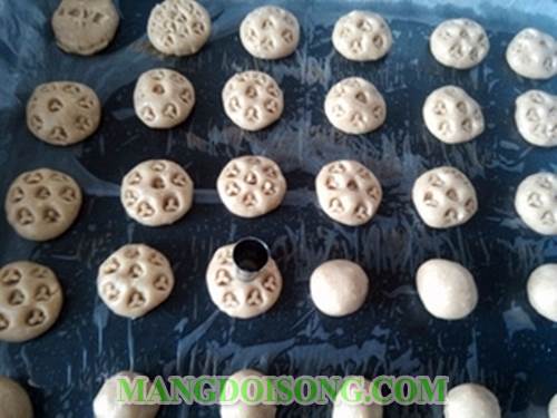 Cách làm bánh quy bơ đậu phộng thơm ngon giòn tan dùng trong các tiệc trà cho cả nhà thỏa sức nói chuyện rôm rả 7