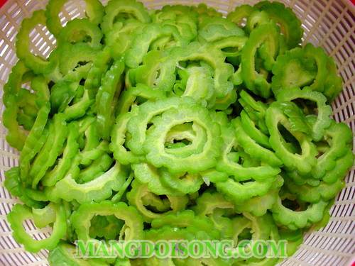 Cách làm bún nấm khổ qua chay thơm ngon đơn giản dùng làm bữa điểm tâm sáng đầu tháng nhiều may mắn 1