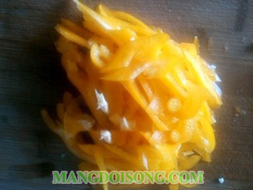 Cách làm gỏi su hào ớt chuông hạnh nhân thơm ngon chua ngọt giải tỏa cơn nóng ngày hè 3