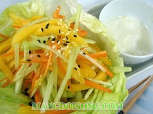Cách làm gỏi xoài cà rốt dưa leo mù tạt chua cay thơm nồng ngon đẹp mắt như trong nhà hàng 5