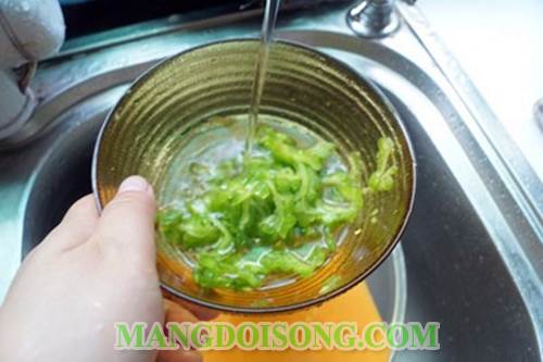 Cách làm khổ qua xào trứng ngon không bị đắng đơn giản chế biến nhanh chóng ngay tai bếp gia đình bạn 4
