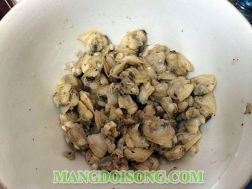 Cách làm ngao xào trứng ngon đậm đà vị dùng cho bữa cơm gia đình thật hấp dẫn và ngon miệng 3