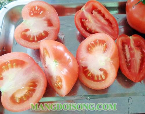 Cách làm nước ép cà chua ngon dùng để giải khát sau bữa cơm trưa giúp thanh nhiệt giải độc 2