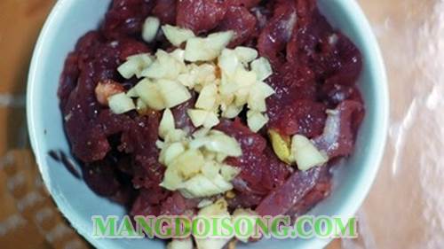 Cách làm phở xào bò sốt rau cải xanh thơm ngon đẹp mắt như nhà hàng cho bữa điểm tâm sáng đầy cảm hứng 1