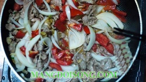 Cách làm phở xào bò sốt rau cải xanh thơm ngon đẹp mắt như nhà hàng cho bữa điểm tâm sáng đầy cảm hứng 7