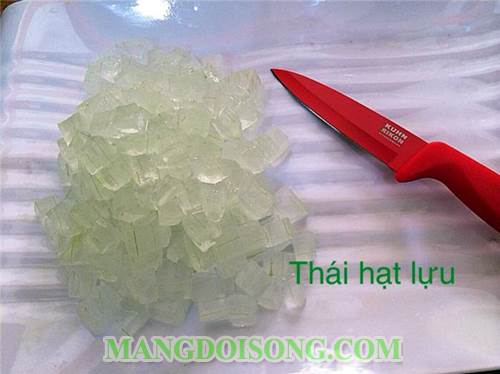 Cách làm thạch nha đam đường phèn giòn tan dùng để chế biến đồ uống tươi mát cho ngày hè nóng bức 4