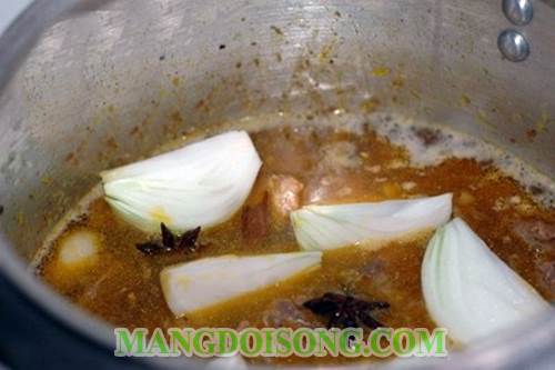 Cách làm thịt bò kho ngũ vị ngon thơm lừng hấp dẫn dùng vào bữa cơm chiều mưa lý tưởng 7