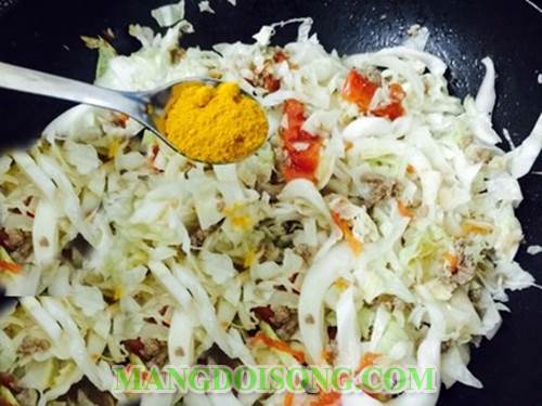 Cách làm thịt bò xào bắp cải ngon mát cho bữa cơm trưa gia đình bạn nhiều chất dinh dưỡng và ngon miệng 8