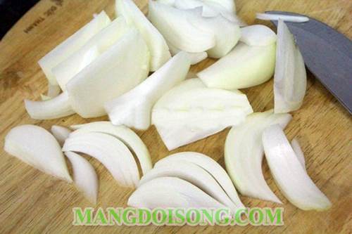 Cách làm thịt bò xào hành tây sốt tiêu đen thơm phức chỉ nhìn thôi là đã muốn ăn rồi 4