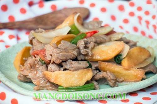 Cách làm thịt bò xào khoai tây ngon ngọt bùi thơm làm món ăn ngon cho cả nhà thưởng thức 9