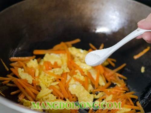 Cách làm trứng chiên cà rốt thơm ngon bắt mắt chế biến nhanh gọn tiện dụng cho những ngày bận 6