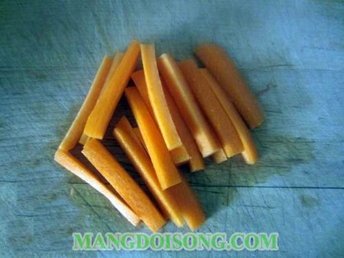 Cách làm trứng chiên cuộn ngũ sắc ngon đẹp mắt cho bé cùng gia đình ăn mê say mà không lo bị nóng 1