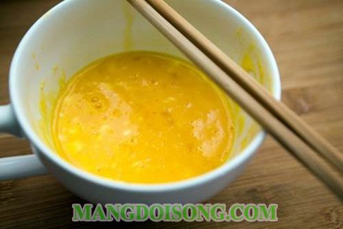 Cách làm trứng chiên phô mai nấm mỡ ngon đổi gió cho món trứng truyền thống 1