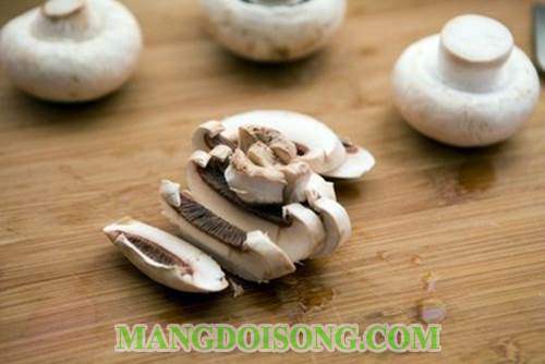 Cách làm trứng chiên phô mai nấm mỡ ngon đổi gió cho món trứng truyền thống 3