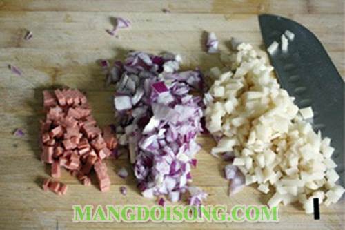 Cách làm trứng chiên xúc xích ngon ơi là ngon ai ăn vào cũng thích đơn giản cho người mới học nấu ăn 1
