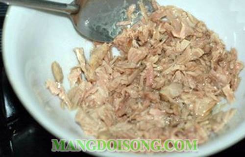 Cách làm trứng cuộn cá ngừ ngon thơm ngây ngất cung cấp thật nhiều chất đạm cho cơ thể 1