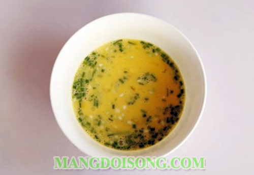 Cách làm trứng cuộn phô mai ngon có cách chế biến đơn giản và tốn ít thời gian 2