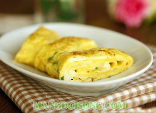 Cách làm trứng cuộn phô mai ngon có cách chế biến đơn giản và tốn ít thời gian 8