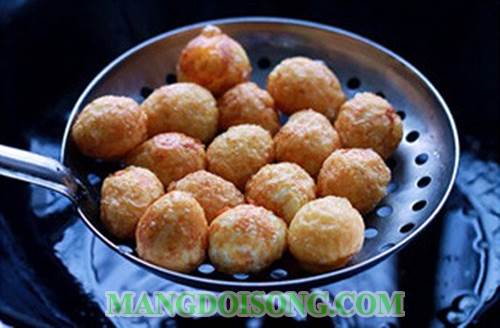 Cách làm trứng cút chiên sốt chua ngọt ngon ơi là ngon nhìn là thèm ăn là mê 3