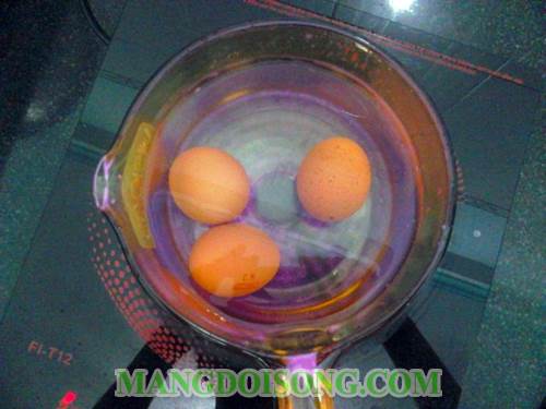 Cách làm trứng luộc nhồi phô mai con bò cười ngon ơi là ngon cho bé yêu thỏa sức thưởng thức 1