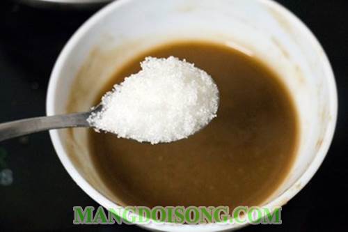 Cách làm trứng sốt me ngon nóng hổi dùng cho bữa cơm tối gia đình thêm thú vị 3