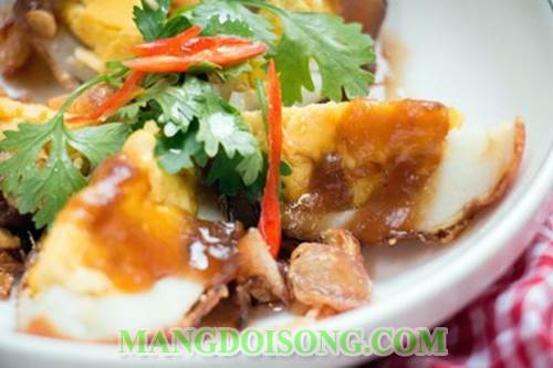 Cách làm trứng sốt me ngon nóng hổi dùng cho bữa cơm tối gia đình thêm thú vị 6